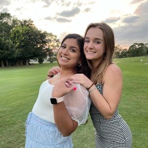 Meet your Posher, Megan